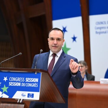 Ισχυρή ελληνική παρουσία στην Ευρώπη: Ο Κωνσταντίνος Κουκάς Πρόεδρος των Τοπικών Αρχών του Συμβουλίου της Ευρώπης – Στρατηγική επιτυχία της ΚΕΔΕ και της ελληνικής αυτοδιοίκησης με ευρωπαϊκό αποτύπωμα